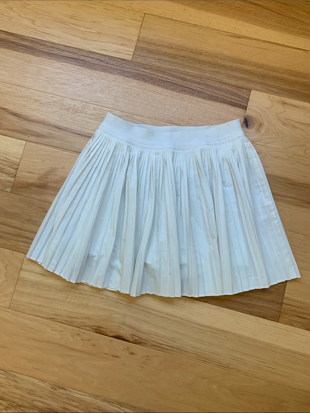 Pleated White Women’s Skort